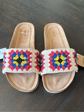 Crevo Crochet Multicolor Slide Sandals - Beige, Red, Blue, Yellow, Black